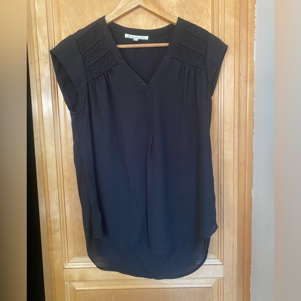 Daniel Rainn Sleeveless Blouse Womens Medium Black